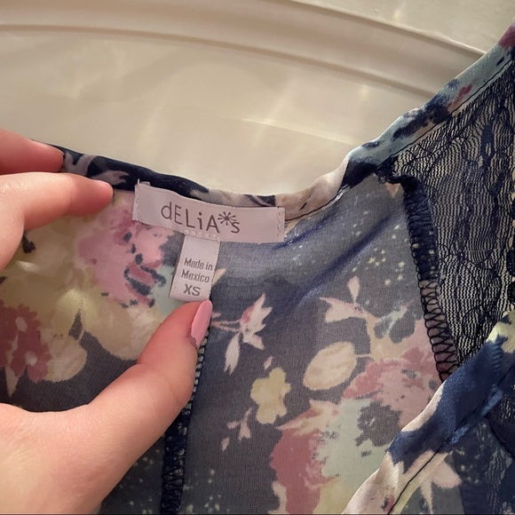 Floral Blouse - Picture 4 of 6